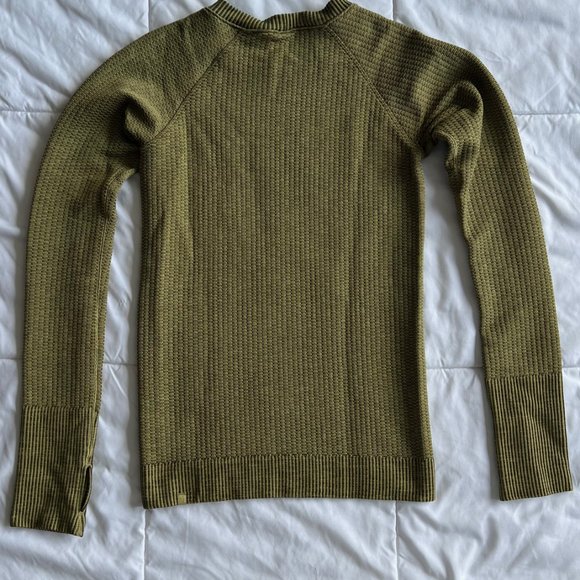 Lululemon Athletica Workout Top Size 6 - Picture 3 of 3